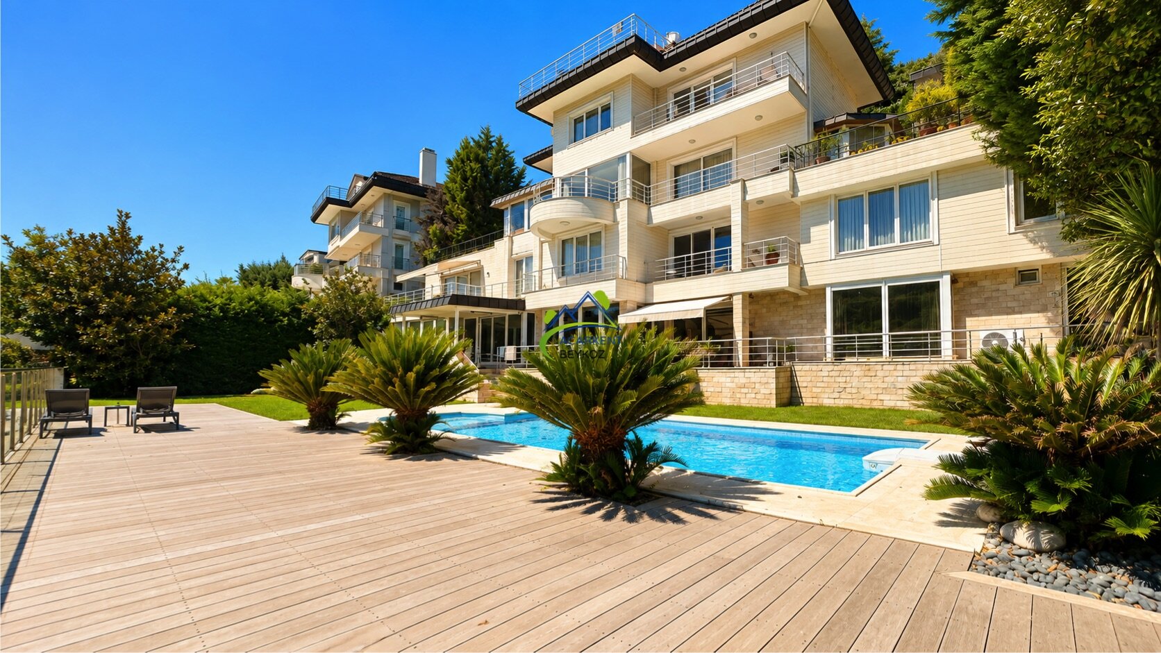 Acarkent'te Orman Manzaralı Güney Cepheli Modern Mimari Tasarımlı 900 m2 Kapalı Alanlı Satılık Bahçe Dubleks